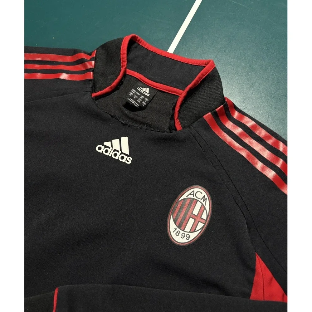 adidas has small